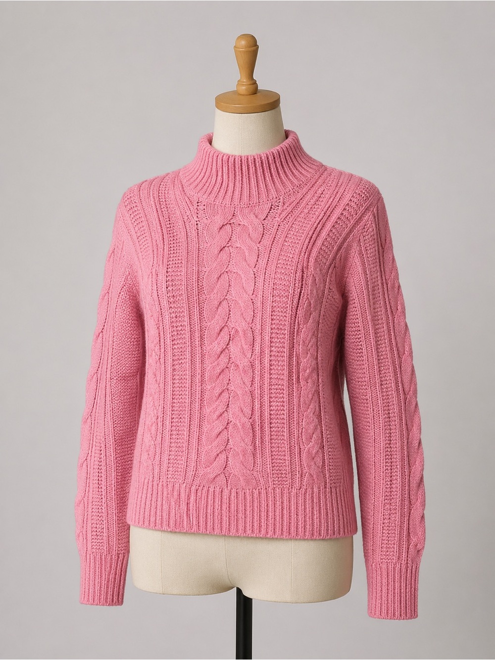 Brand new pink cable knit sweater by Simply Vera Vera Wang 💗